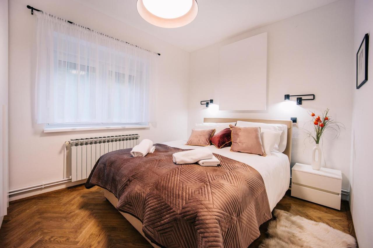 Villa Aljmas Екстер'єр фото