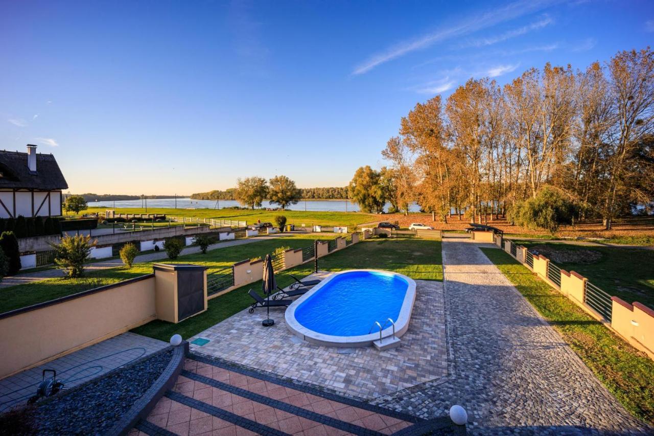 Villa Aljmas Екстер'єр фото